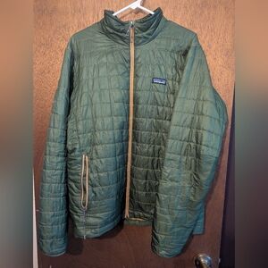 Patagonia Men's Olive Quilted Puffer Jacket